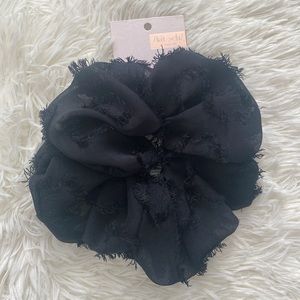 Kitsch Black Frayed Oversized Brunch Scrunchie